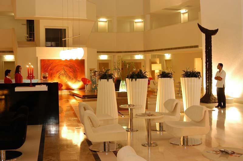 Sisus Hotel Cesme Interior foto