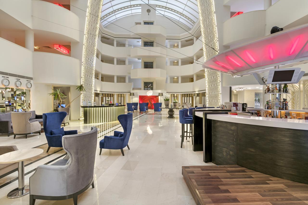 Sisus Hotel Cesme Bagian luar foto