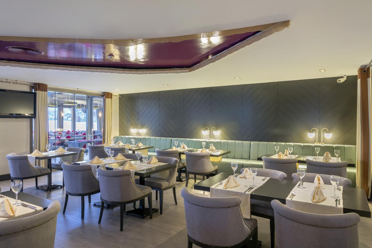 Sisus Hotel Cesme Bagian luar foto